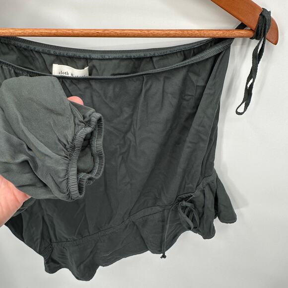 CLOTH & STONE NWT Luxe Satin One Shoulder Top // S - Picture 8 of 13